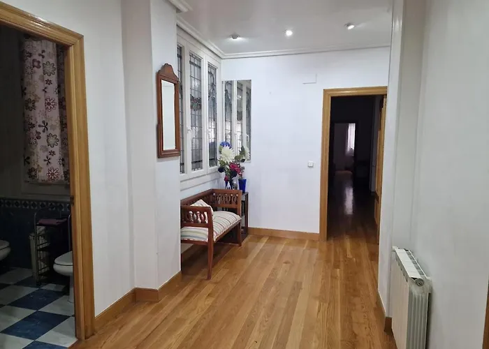 Colon Zurriola Apartman *